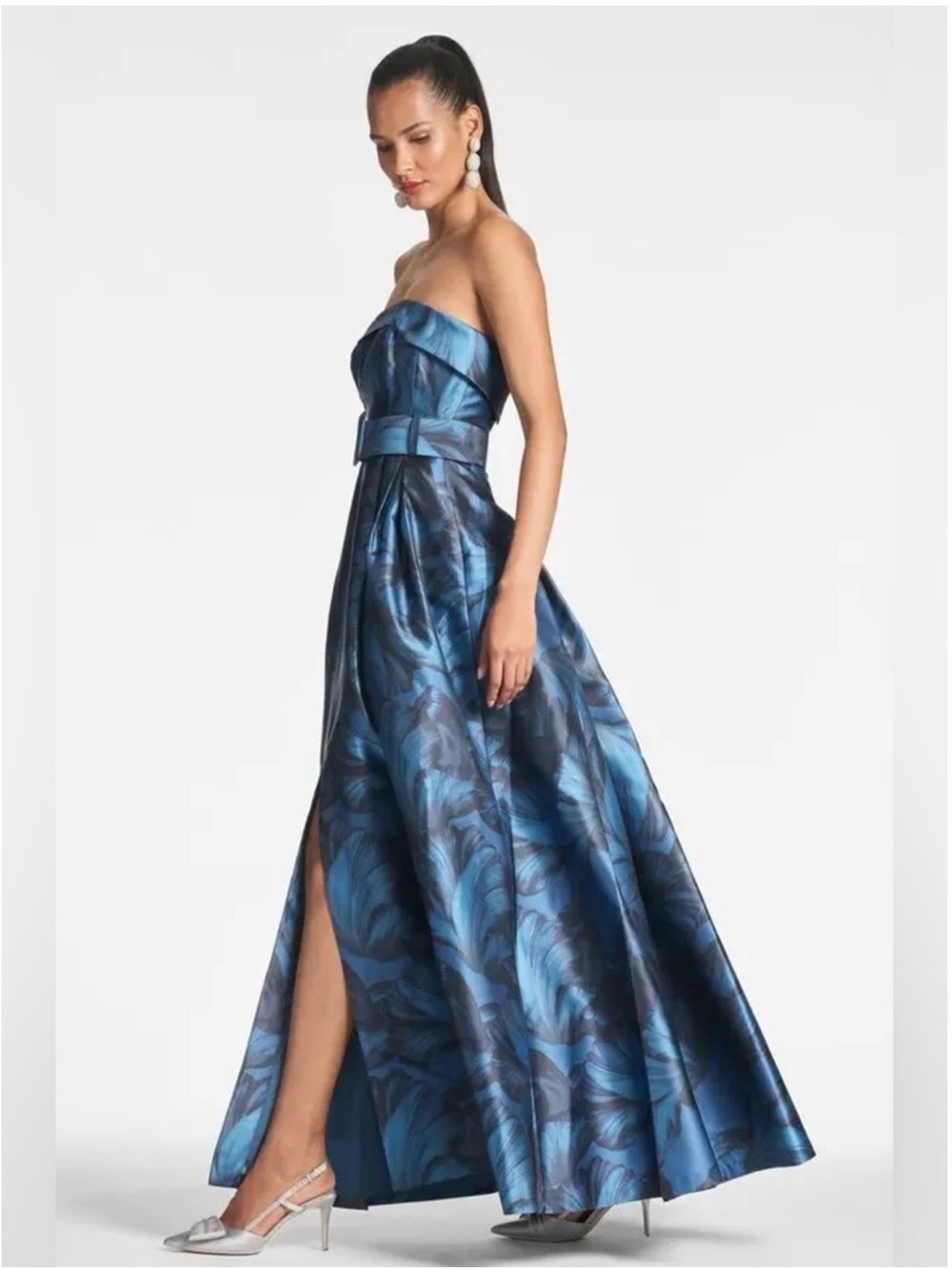 Sachin & Babi Brielle Strapless Mikado Gown Belted Tonal Petal Blue Teal Size 8